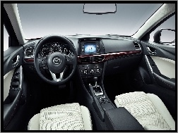 Mazda 6, Wnętrze